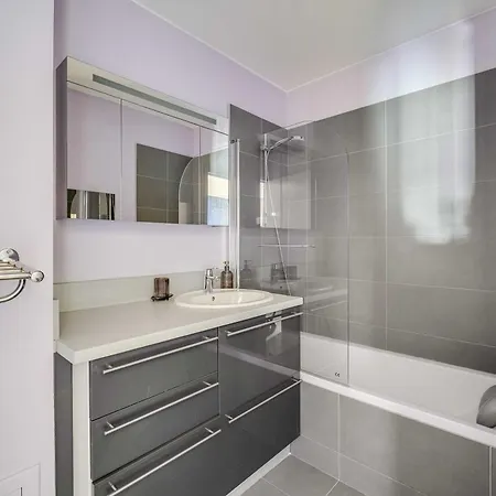 شقة Spacious 2p - Near La Defense